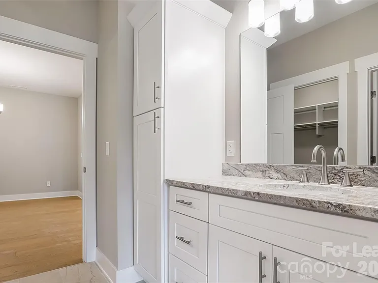 48 Creekside View Dr — Photo 16