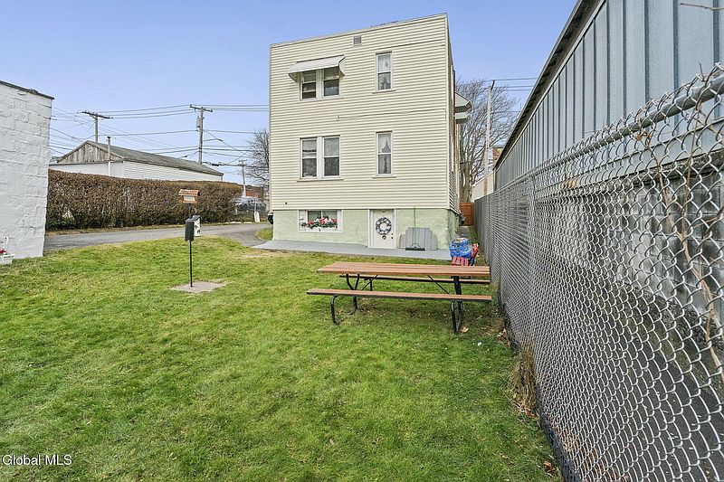 5th image of 38 North Street