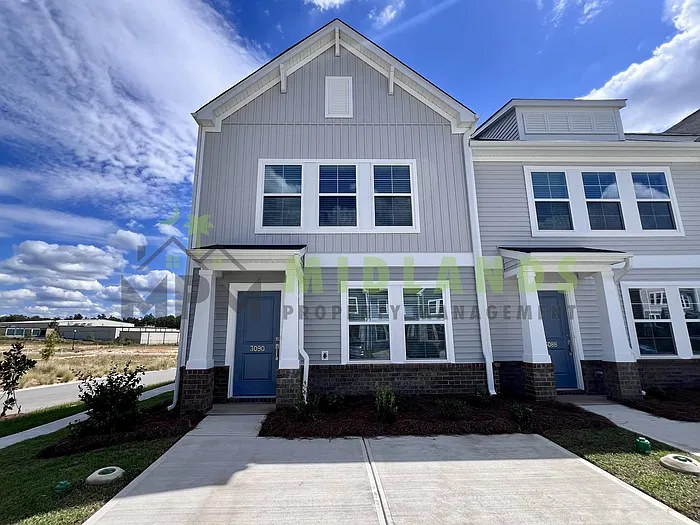 3090 Harborview Dr