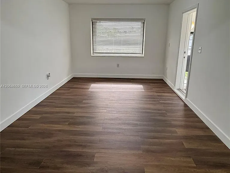 1200 NW 37th Ave #2 — Photo 5
