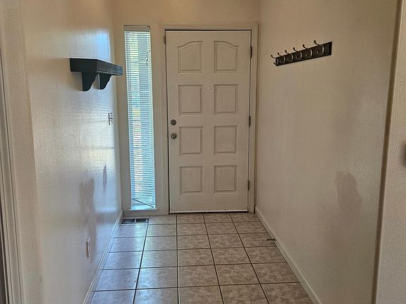 Entry way