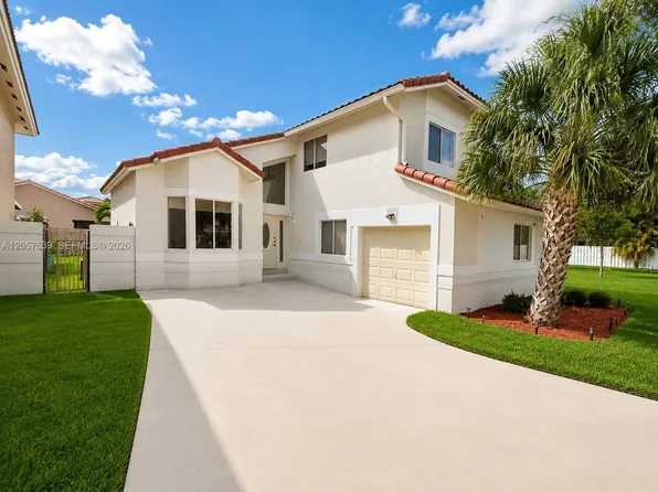 18318 NW 61st Ct, Hialeah, FL 33015