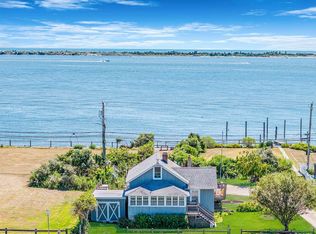 5 Oak Beach Rd, Oak Beach, NY 11702