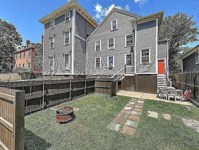 17 Thayer St #2 — Photo 2