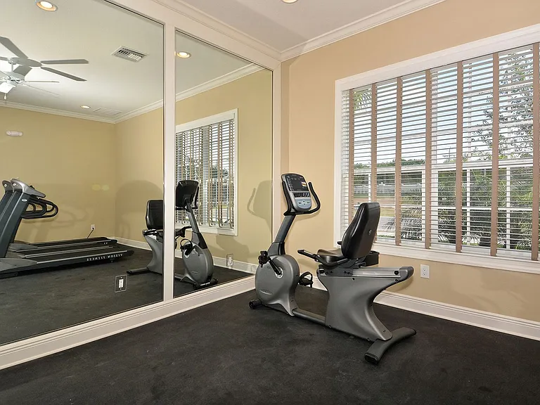 4904 Maymont Park Cir — Photo 39