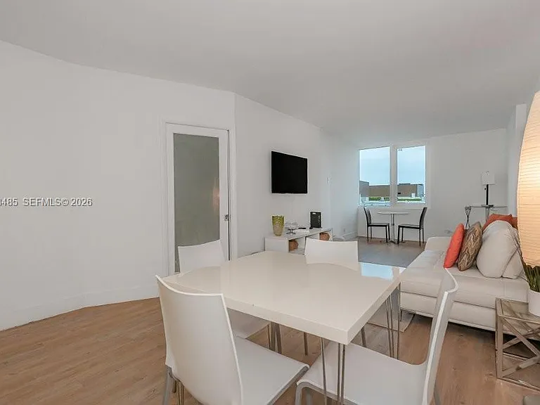 2301 Collins Ave #927 — Photo 11