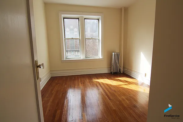 Rented by FirstService Realty (legacy) | media 30