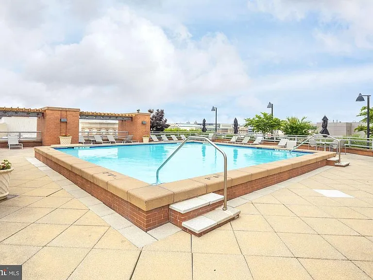 616 E St NW #1207 — Photo 20