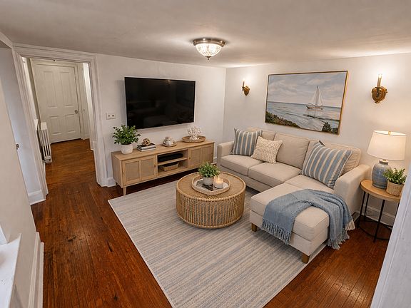 2nd image of 282 Cassatt Rd #4