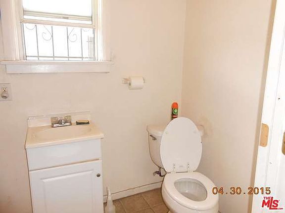 5th image of 1518 W 56th St