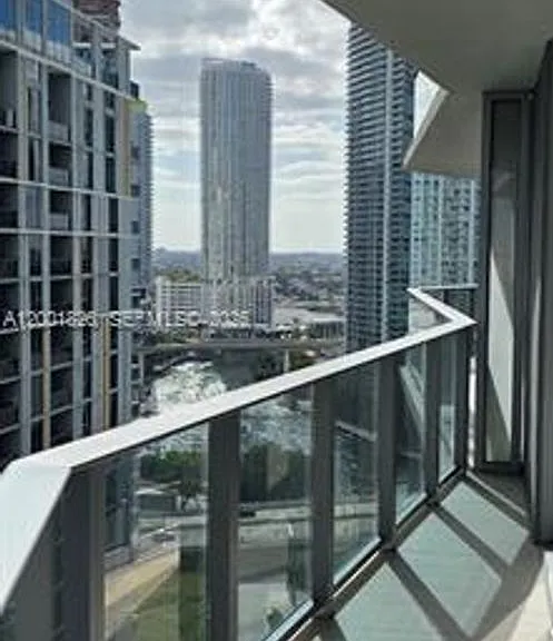 77 SE 5th St #2108 — Photo 10