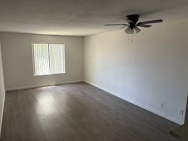 5453 Lemon Grove Ave — Photo 3