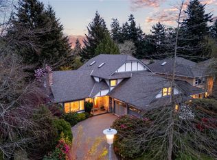 3913 Gibson Ct, Saanich, BC