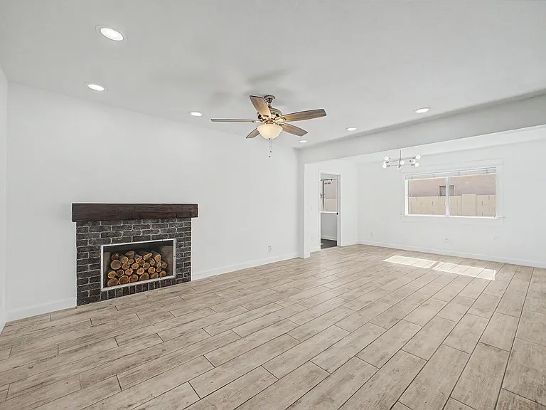 1006 S Tiago Dr — Photo 7