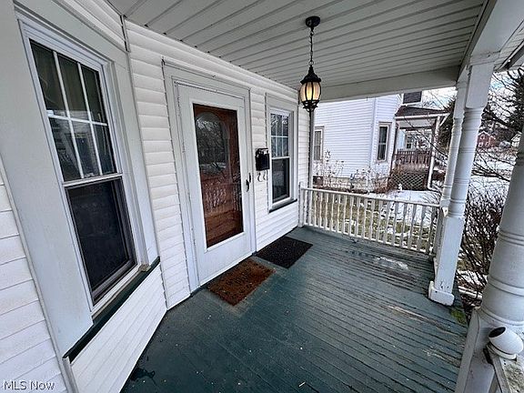 4th image of 119 Cornell Ave