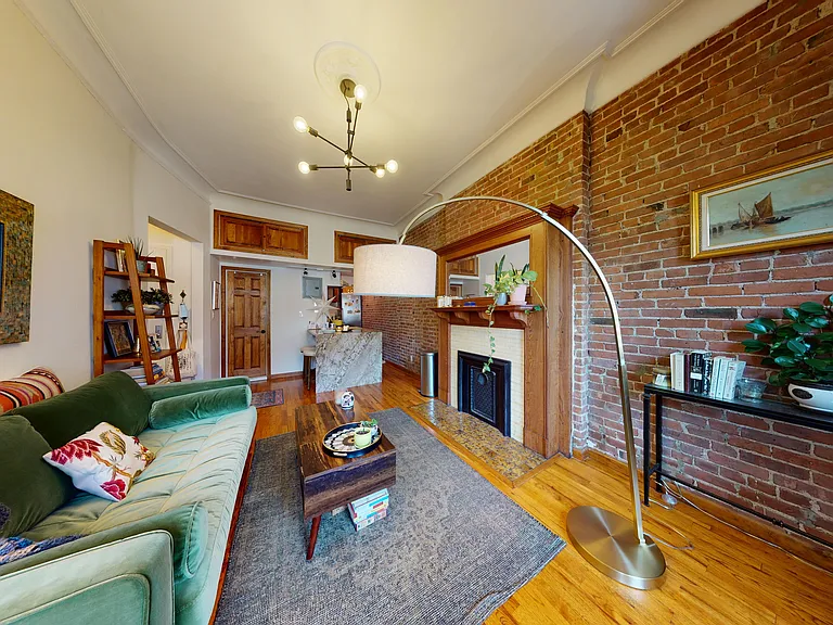 334 W 88th St #9 — Photo 4