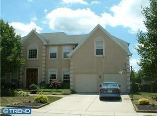 16 Village Dr, Voorhees, NJ 08043