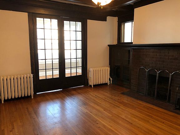 5th image of 250 Marshall Ave #15135597
