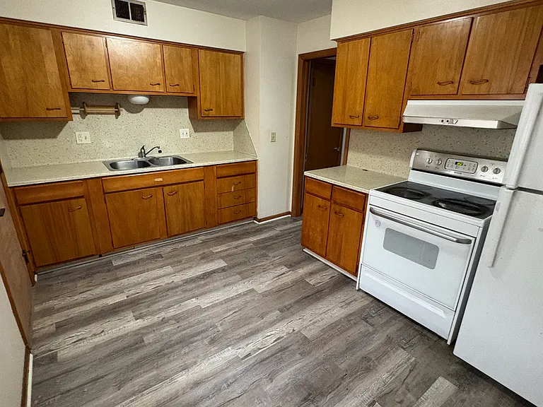 103 Zenith Dr #2 — Photo 4