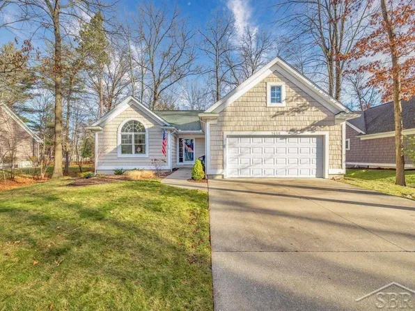 7414 Rock Hollow Ln, Midland, MI 48642
