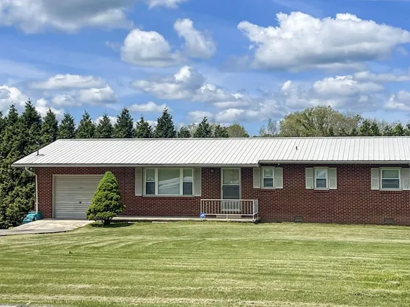 164 Sunset Dr, Crossville, TN 38555