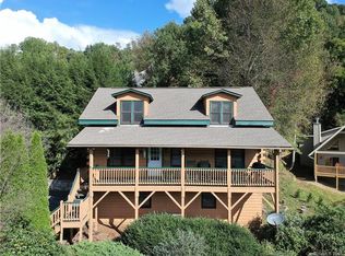 45 Rolling Ln, Maggie Valley, NC 28751