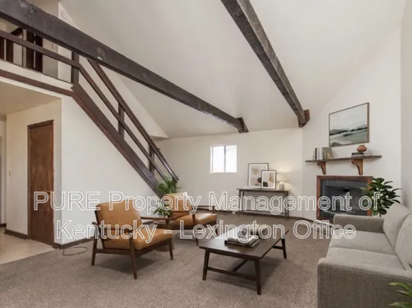 796 Ridgeview Dr, Frankfort, KY 40601