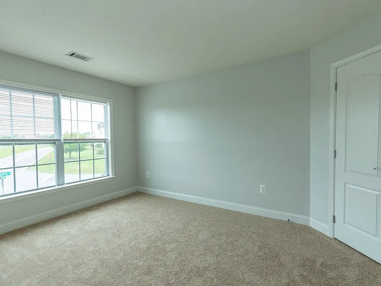 391 Sheerer Dr — Photo 29