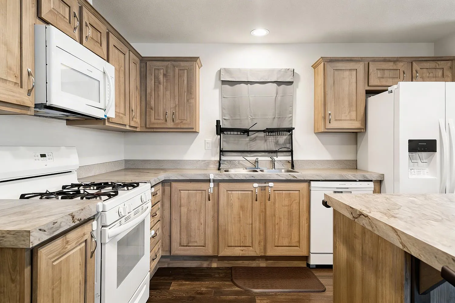 88 Village Cir photo 1