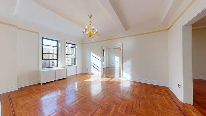 Rented by Bond New York | media 49