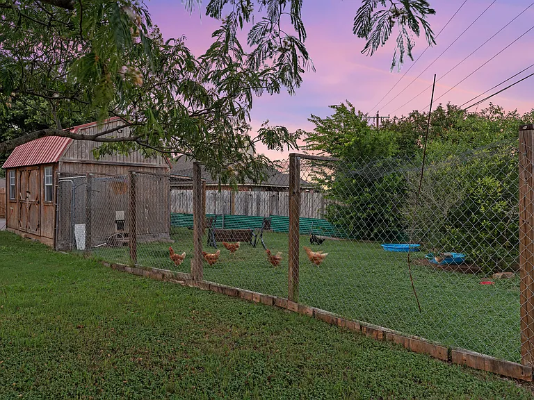 10141 Aragon Dr — Photo 10
