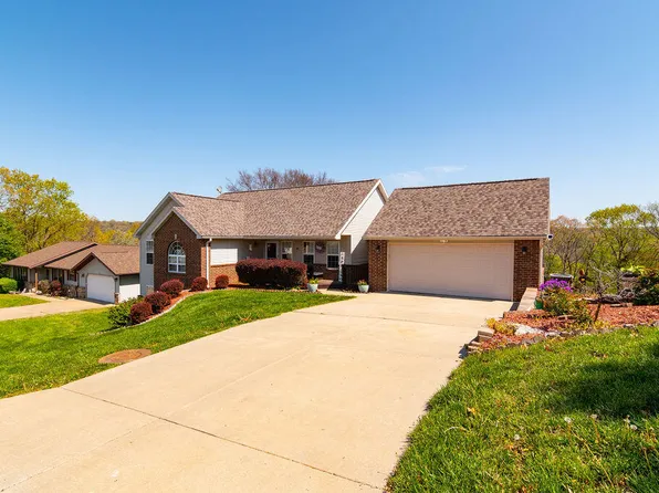 48 Irish Hills Boulevard, Kimberling City, MO 65686
