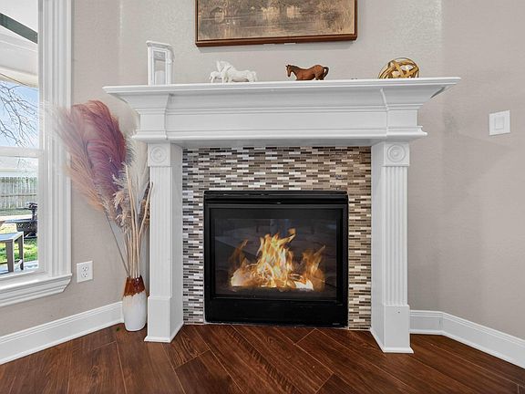 2nd image of 2202 Rana Park