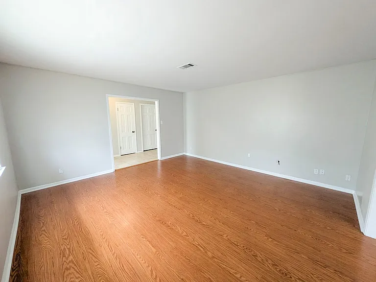 6510 Daisy Dr — Photo 5