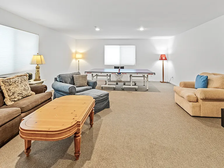 34 Park Cir — Photo 15