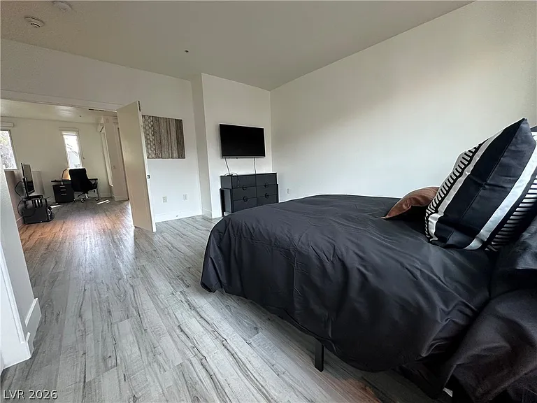 4545 Dean Martin Dr #103 — Photo 19