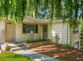 823 NW 107th St, Seattle, WA