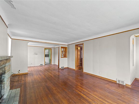 5th image of 1613 Wexford Ave