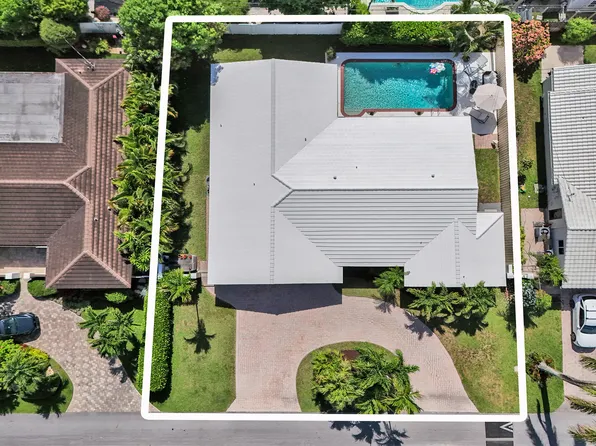 4240 NE 28th Avenue, Fort Lauderdale, FL 33308