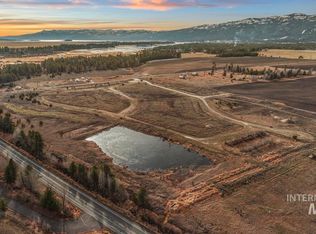 16 & 18 Loomis Ln, Donnelly, ID 83615