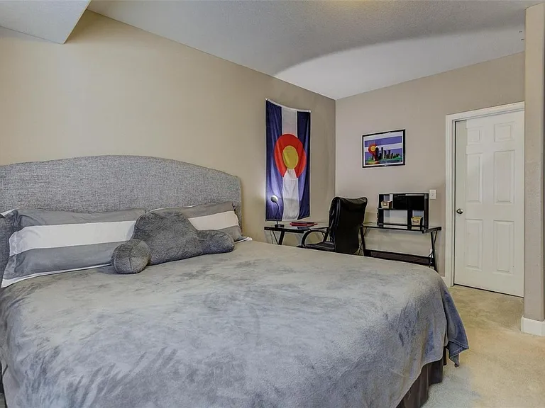 4834 S Riviera St — Photo 29