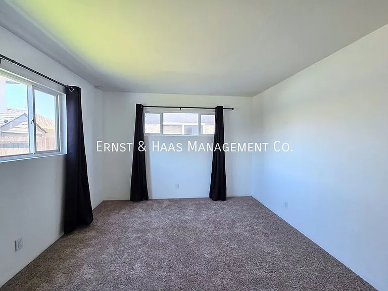873 E Turmont St — Photo 20
