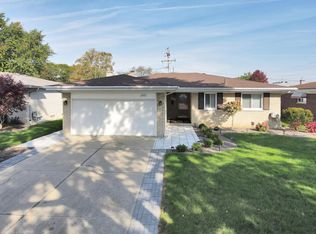 12439 Eldorado Dr, Sterling Heights, MI 48312