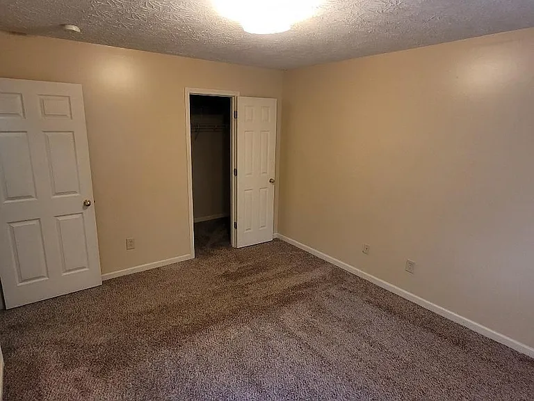 3539 Lochdale Ter — Photo 20