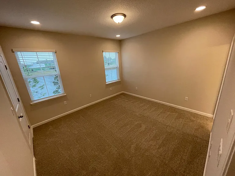 270 Brandon Lakes Dr #270 — Photo 20