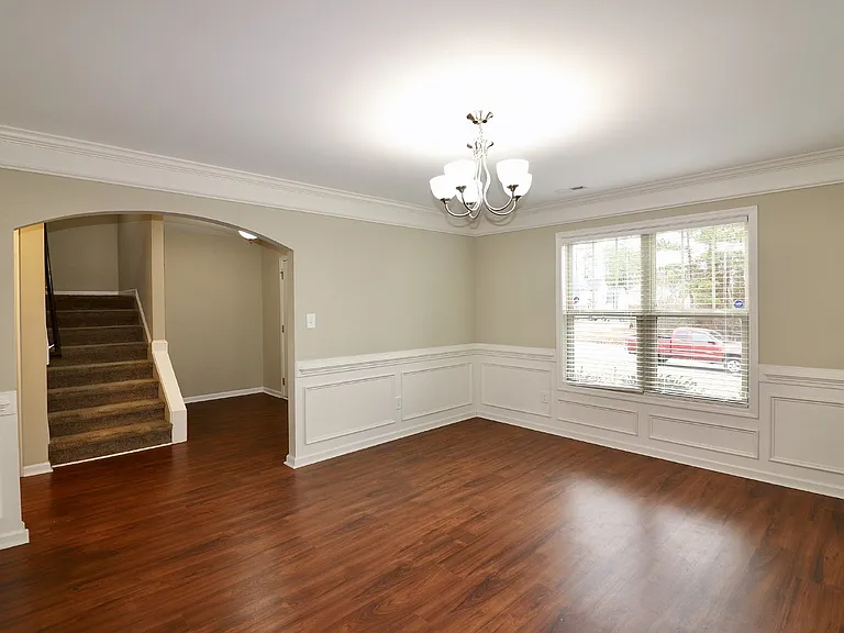 1804 Gentle Bend Way — Photo 3