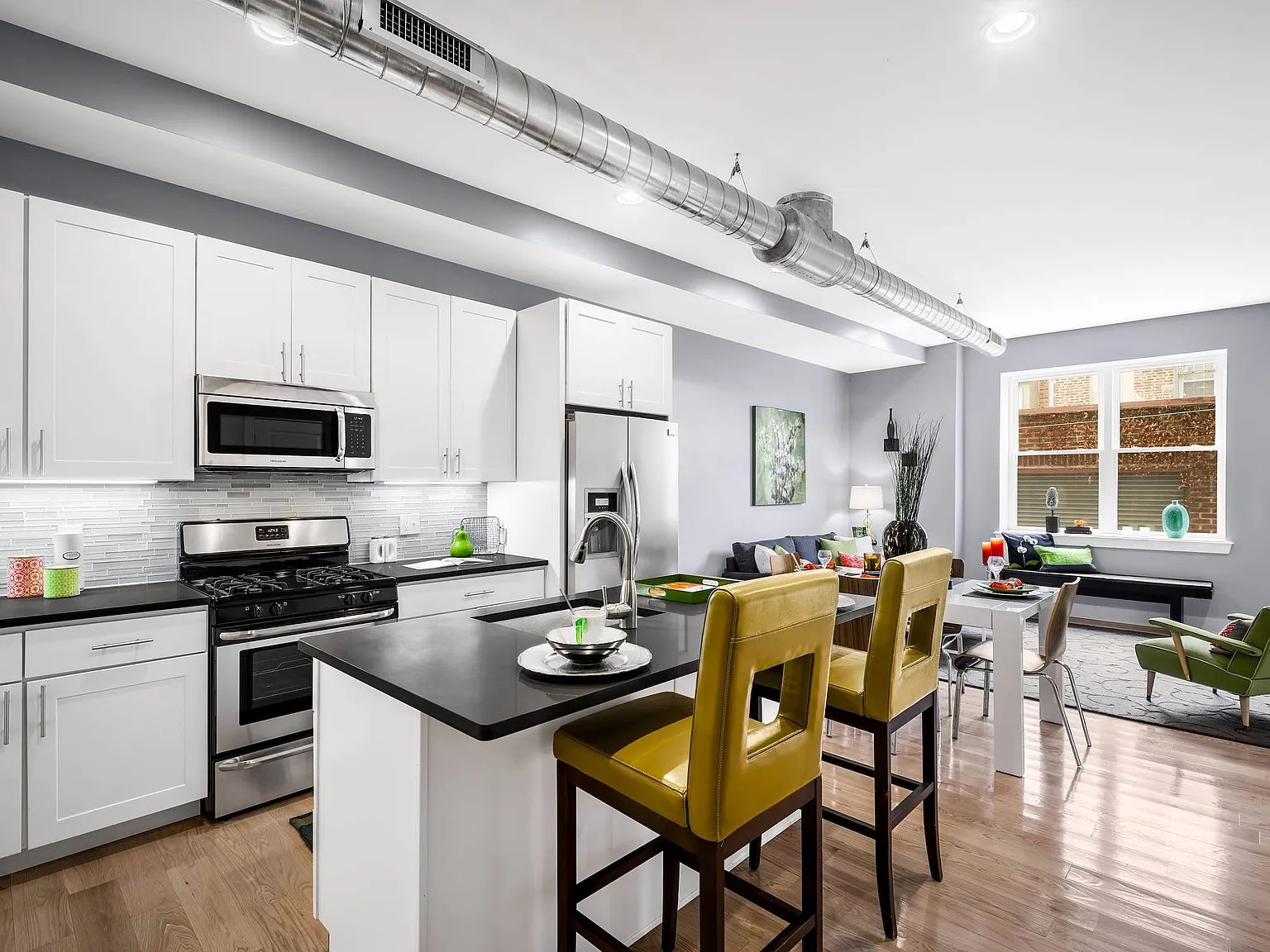 Southern Bella Lofts — Photo 1