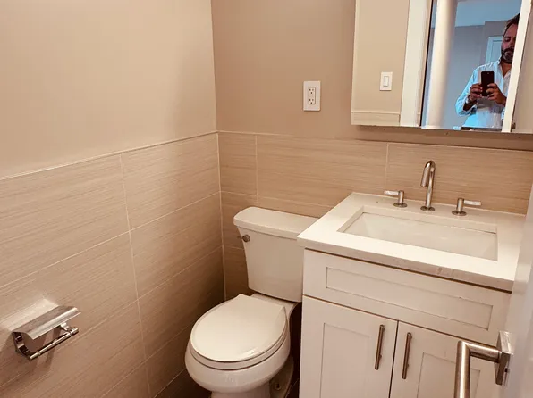 318 Greenwich Street image 12 of 13