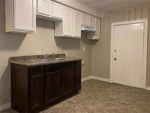 3rd image of 8241 Highland Ave