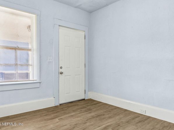 jacksonville-florida-154611322 picture